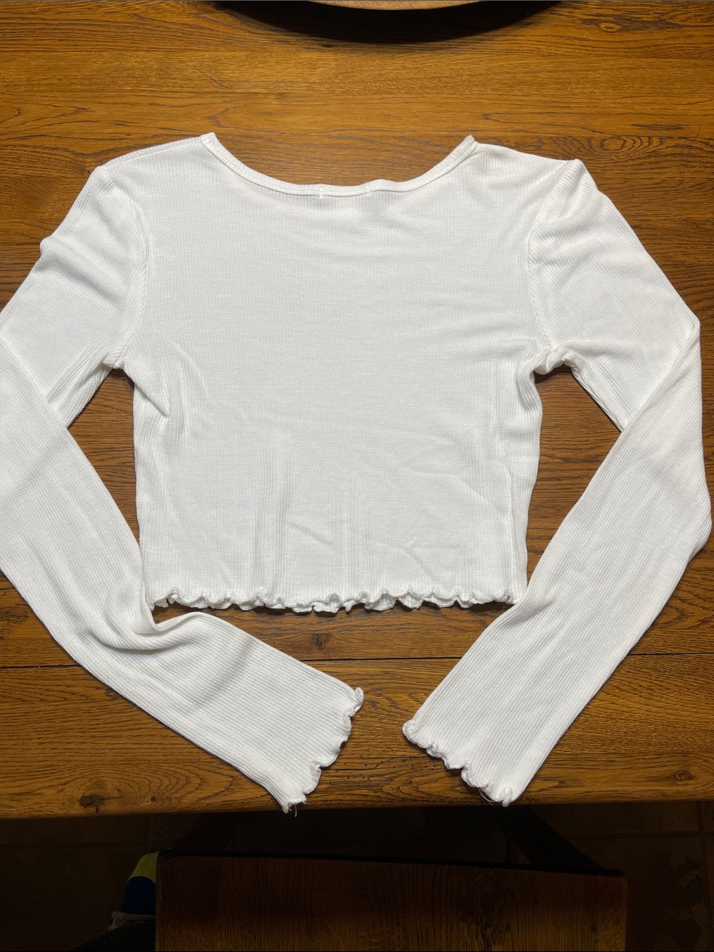 White Ribbed Long-Sleeve Crop Top - Classic Basic - Picture 3 of 3
